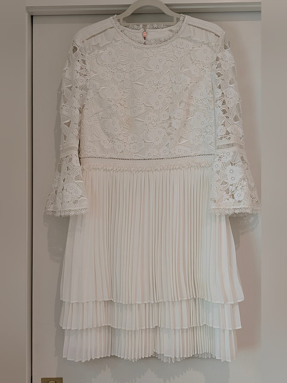 Ted Baker Bridal Soft White Lace Bodice Pleated Tiered Long Sleeve Peplum Dress